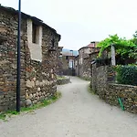 Rural Quinta Quintaes Valpedre