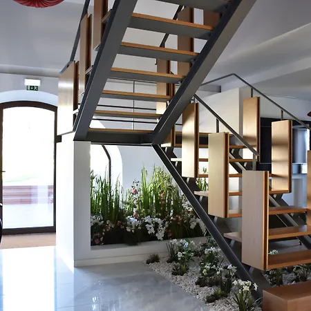 Rural Quinta Quintaes Hotel 4*