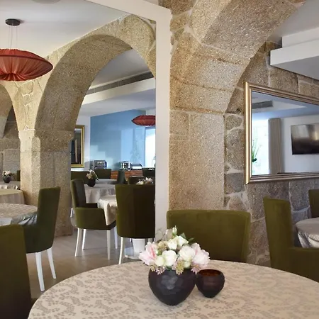 Rural Quinta Quintaes 호텔 4*