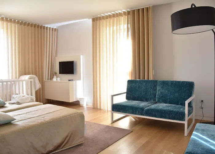 Rural Quinta Quintaes Hotel 4*